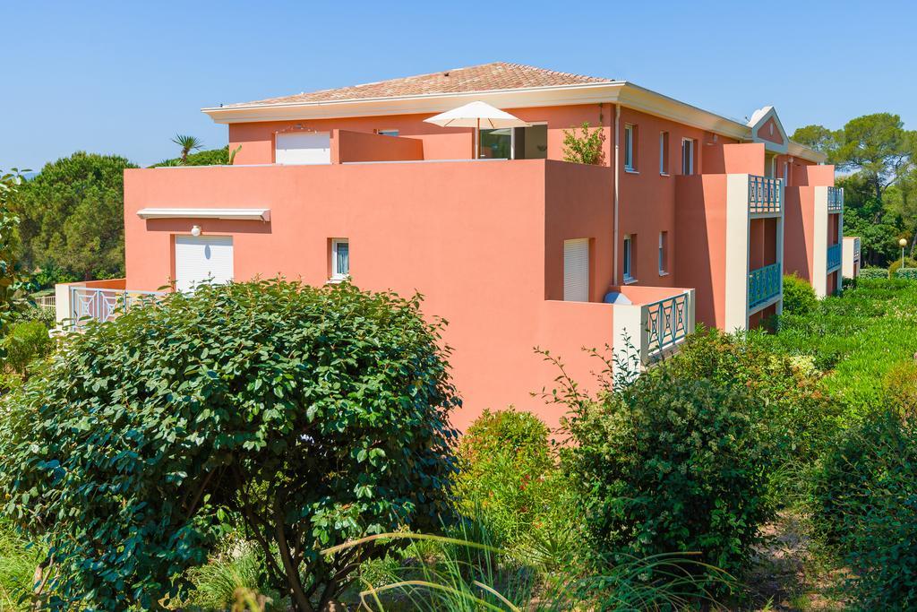 Lagrange Vacances Le Domaine Des Grands Pins Saint-Raphaël Eksteriør billede