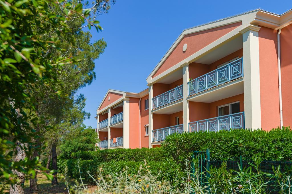 Lagrange Vacances Le Domaine Des Grands Pins Saint-Raphaël Eksteriør billede